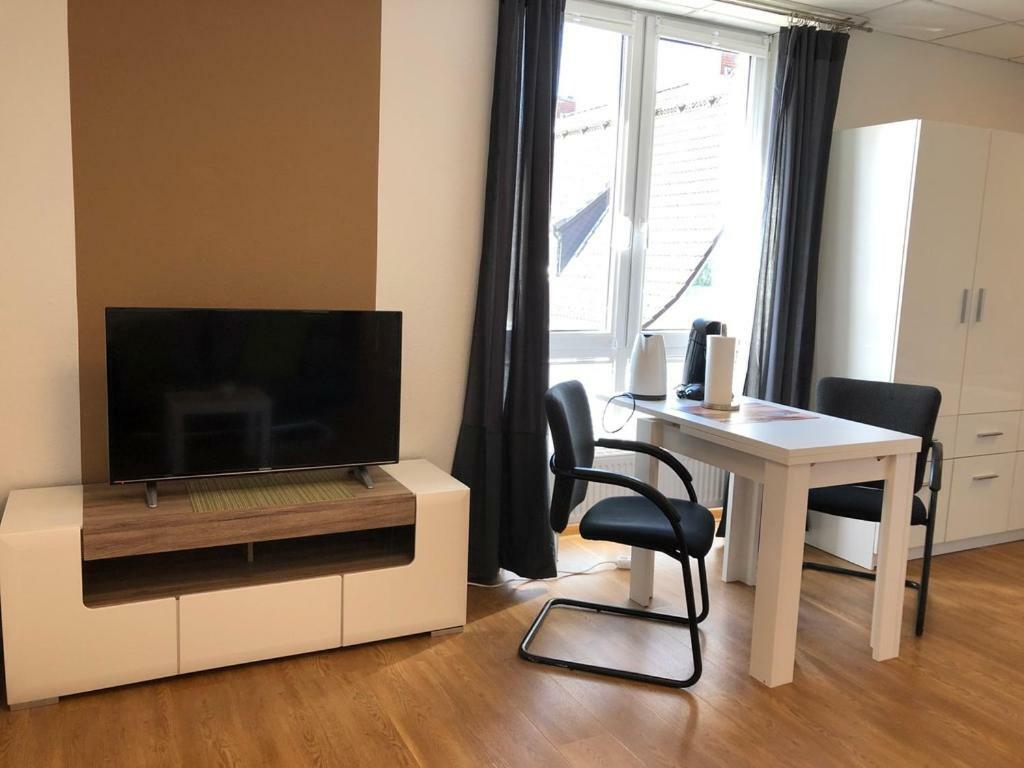 Und Whv * Wilhelmshaven