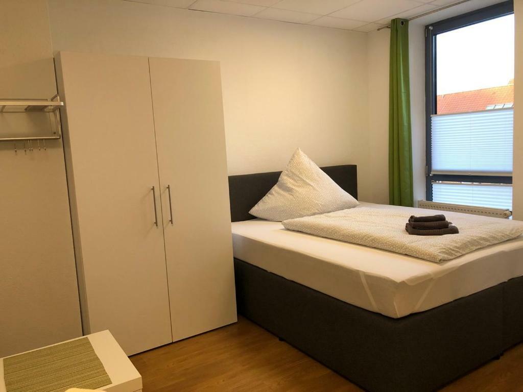 Und Whv * Wilhelmshaven